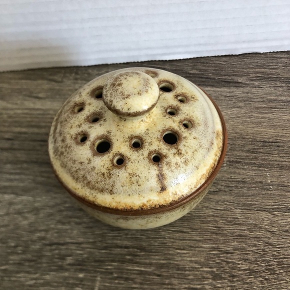 Handmade Pottery Garlic Keeper - Picture 3 of 13